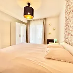 Appartement Centre - Balcon - Parking Gratuit