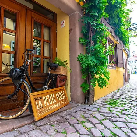 Centre - Balcon - Parking Gratuit *