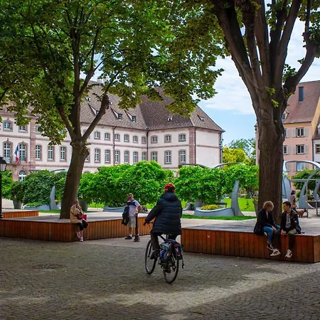 Centre - Balcon - Parking Gratuit Apartamento