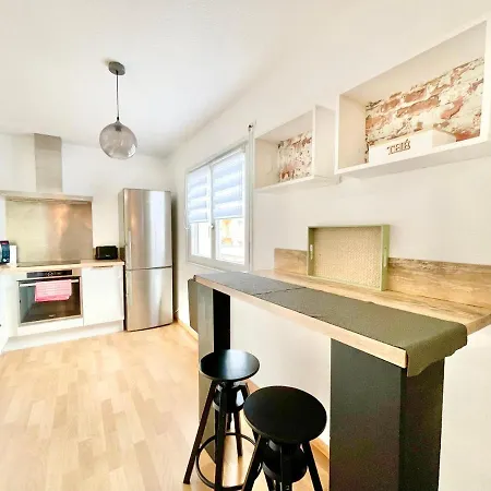 Centre - Balcon - Parking Gratuit Apartamento *