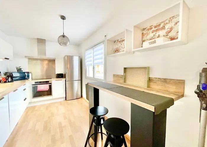 Centre - Balcon - Parking Gratuit Apartment *